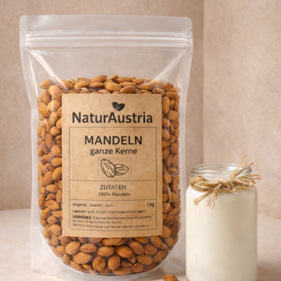 Rohe Mandeln natur auf weißem Hintergrund – hochwertige Mandeln online kaufen